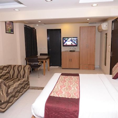 Hotel Balsons Continental New Delhi Luaran gambar