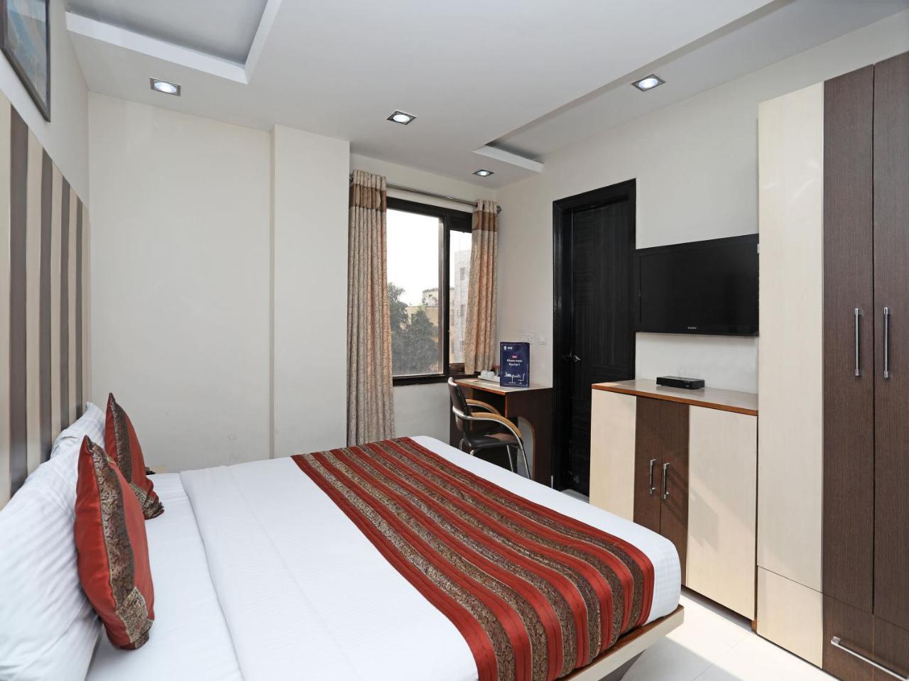 Hotel Balsons Continental New Delhi Luaran gambar