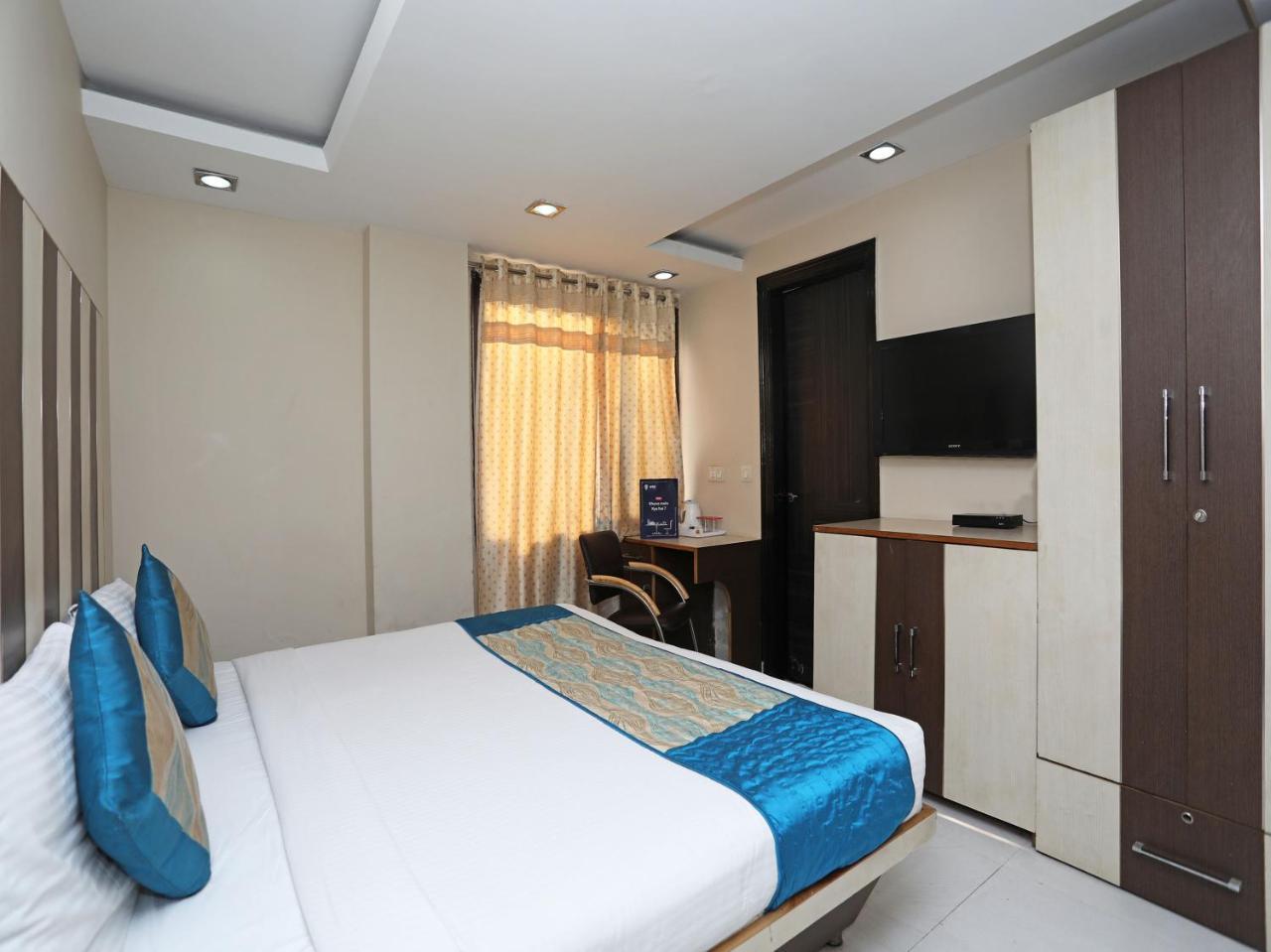 Hotel Balsons Continental New Delhi Luaran gambar