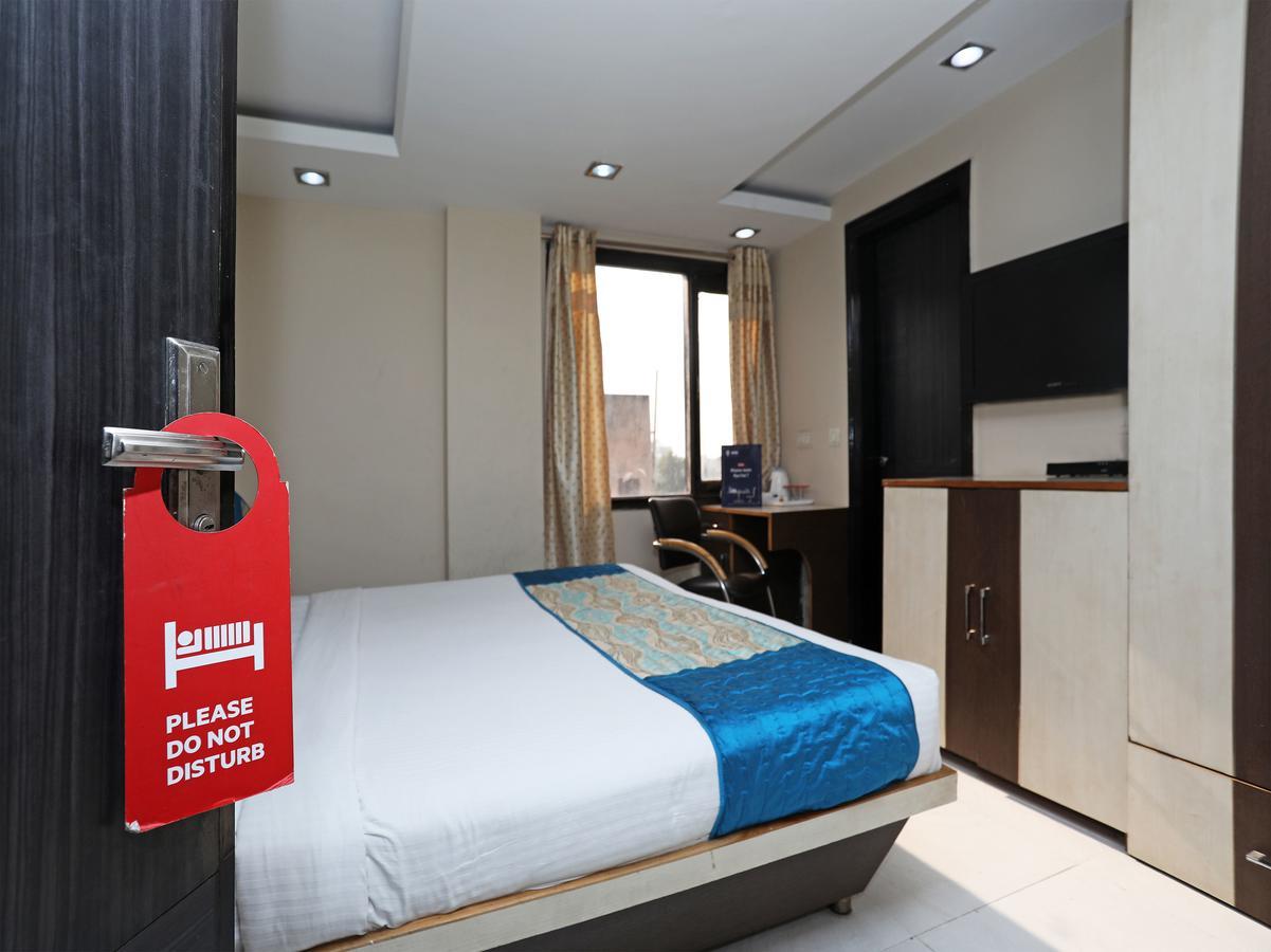 Hotel Balsons Continental New Delhi Luaran gambar