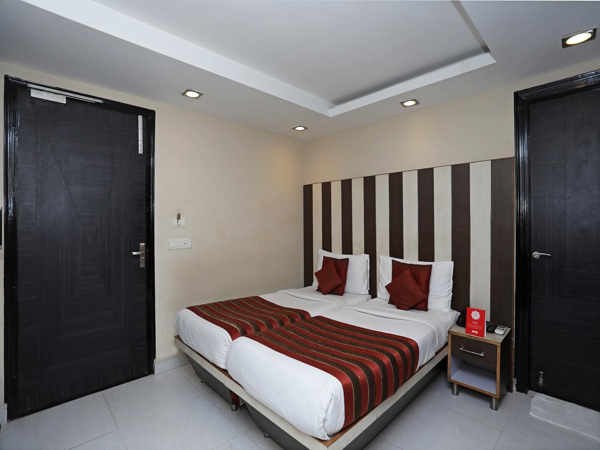 Hotel Balsons Continental New Delhi Luaran gambar