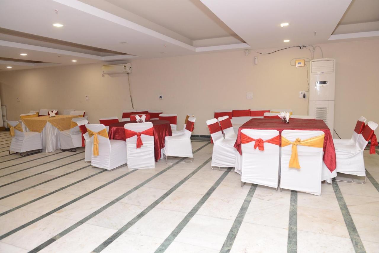 Hotel Balsons Continental New Delhi Luaran gambar