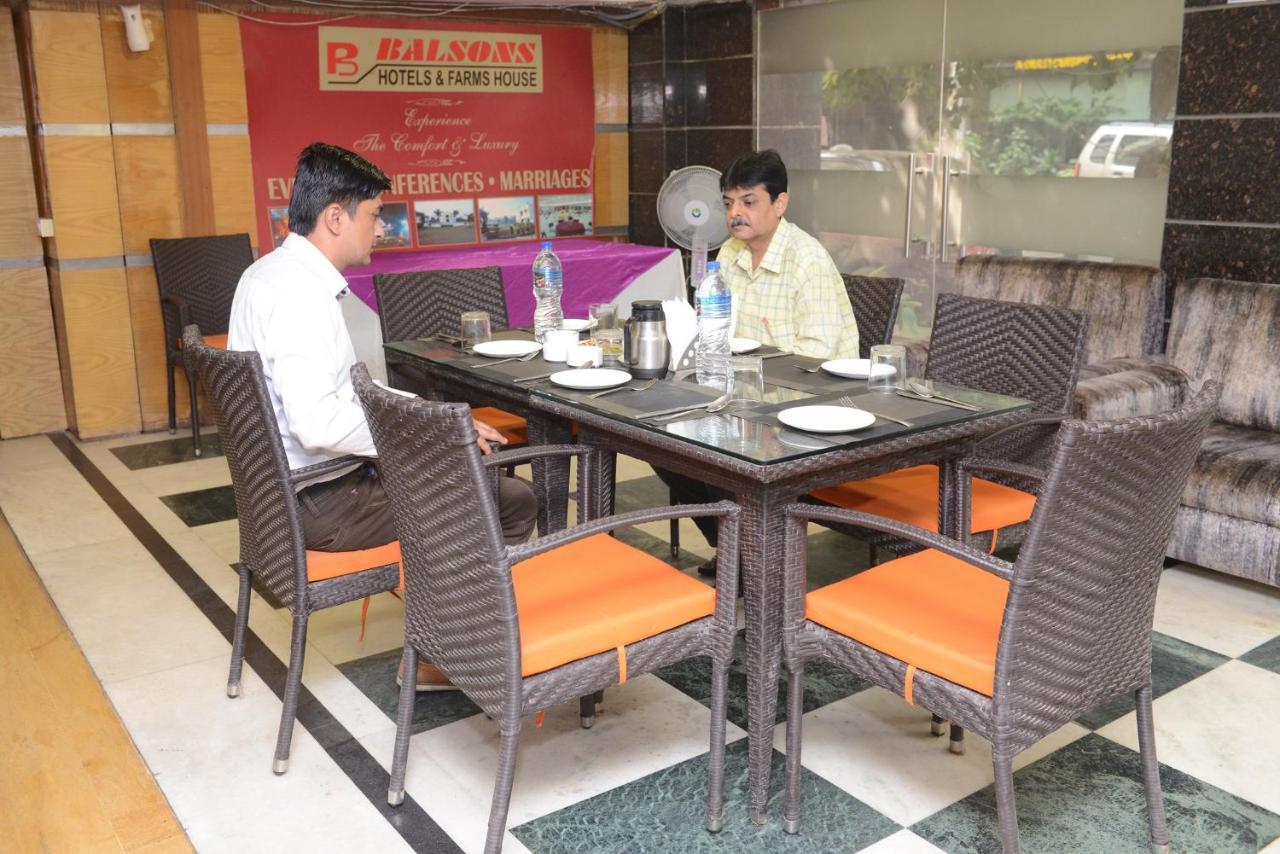 Hotel Balsons Continental New Delhi Luaran gambar
