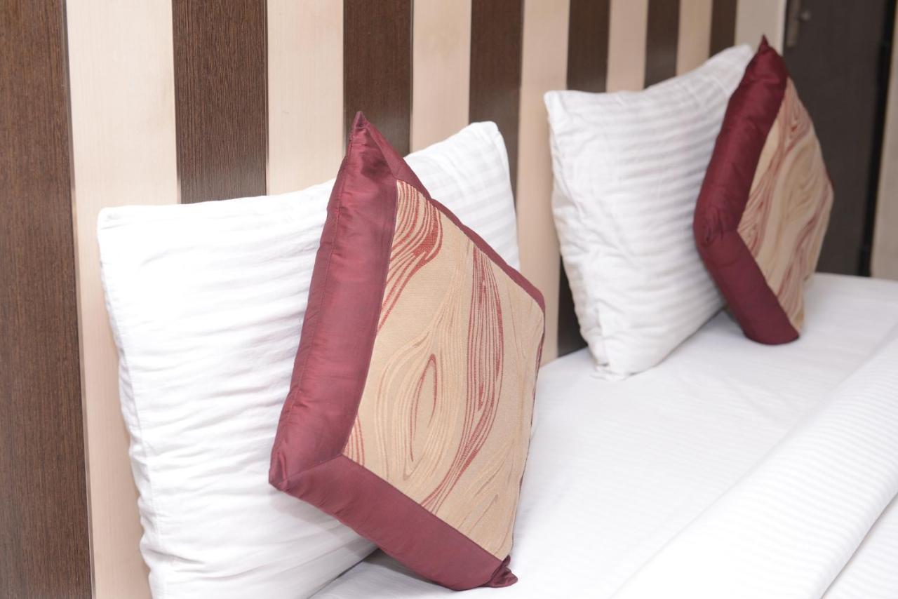 Hotel Balsons Continental New Delhi Luaran gambar