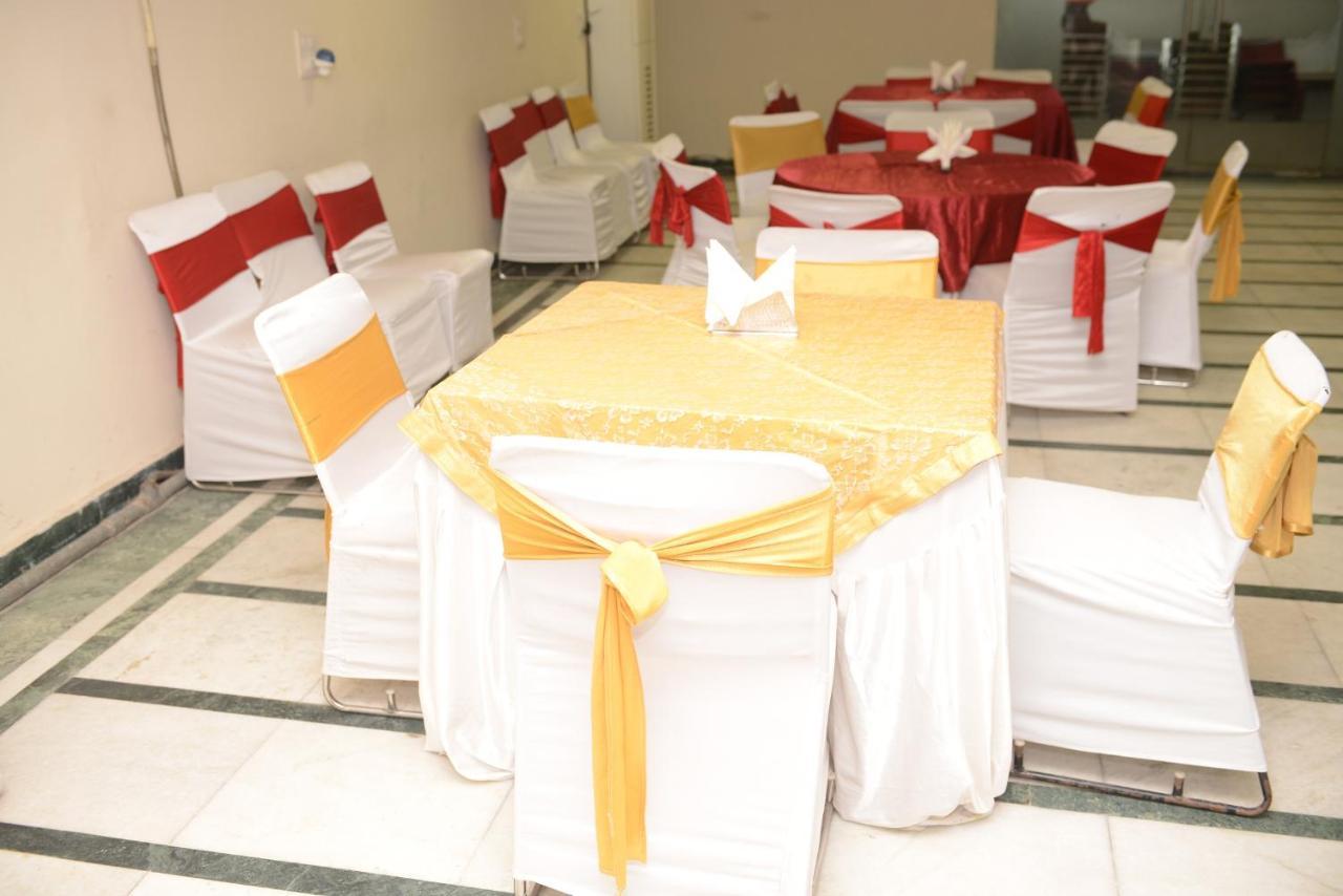 Hotel Balsons Continental New Delhi Luaran gambar