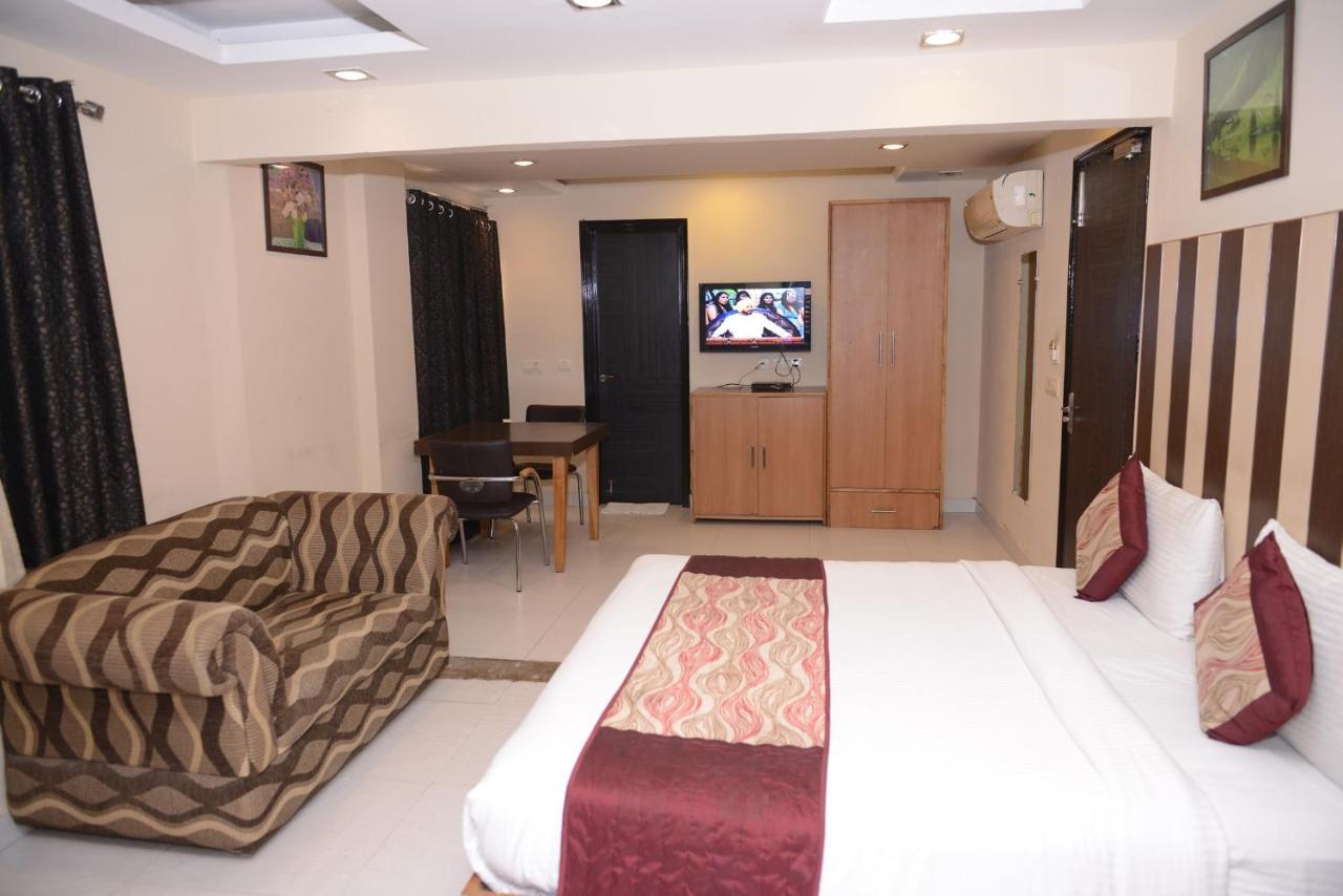 Hotel Balsons Continental New Delhi Luaran gambar