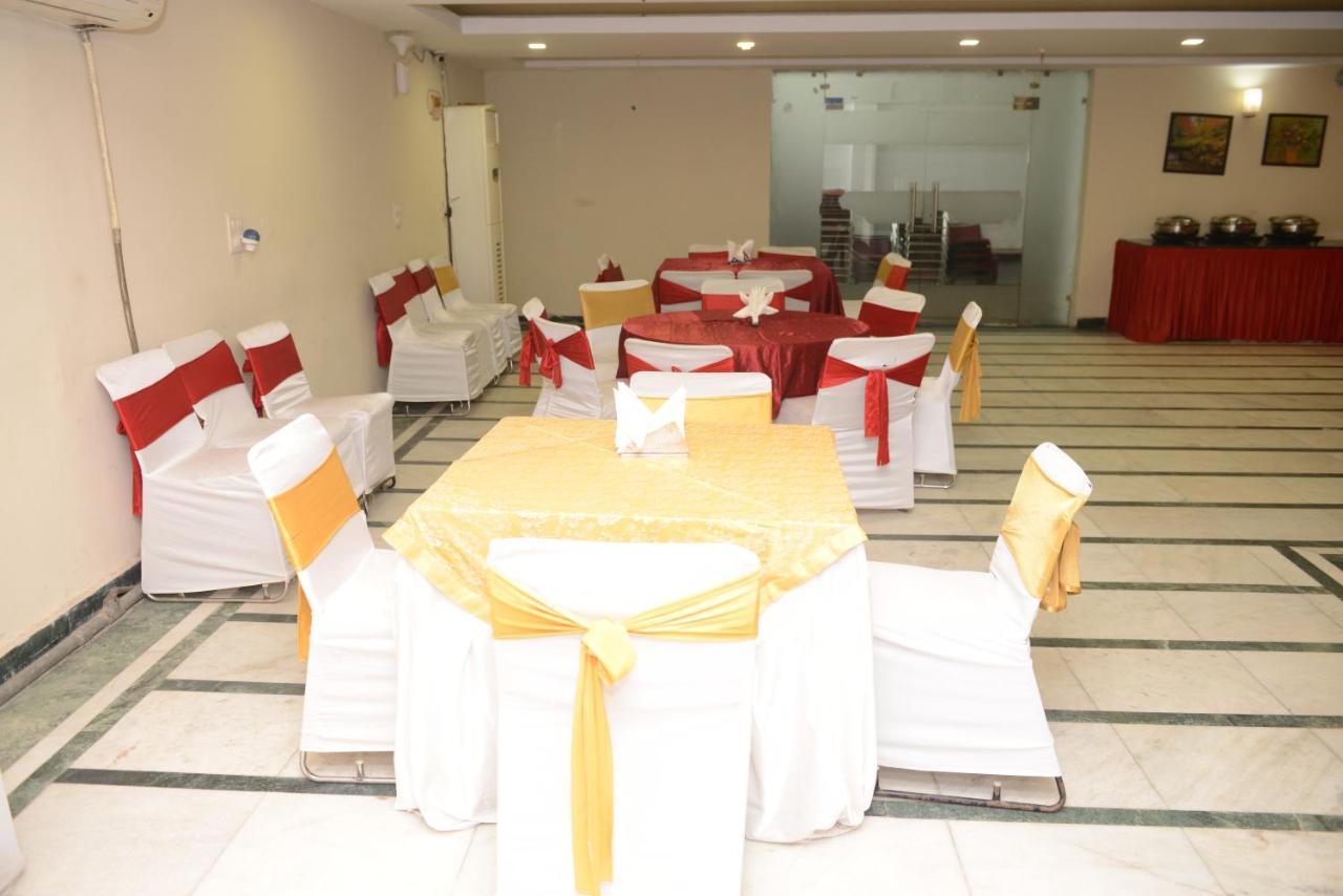 Hotel Balsons Continental New Delhi Luaran gambar